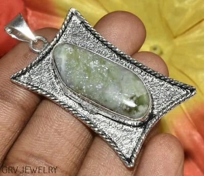 Pingente étnico de pedra preciosa serpentina 1,7 pol. folheado a prata esterlina 925 U471-D133 - Imagem 1 de 4