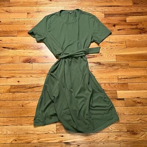 Womens Round Neck T Shirt Dress Size Large Midi Length Olive Green Belted - Picture 1 of 6