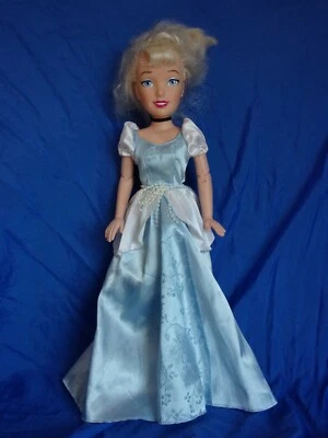 Disney Princess CINDERELLA 14" Fashon Doll Articulated 2005 Playmates  - Image 1 of 4