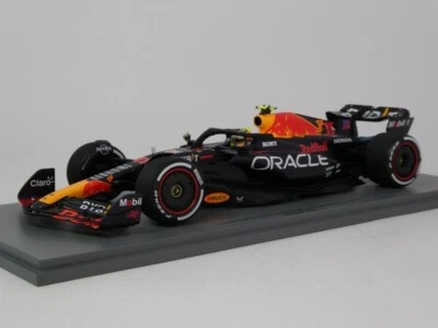 Spark Red Bull RB19 #11 Sergio Perez Winner Azerbaijan GP 2023 1/18 18S897 - Immagine 1 di 3