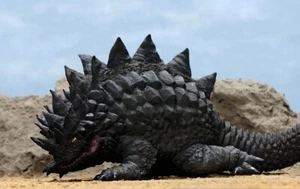 Ultraman Kaiju Magular 60cm Resin Model Kit 「地底怪獣マグラー」浅井造型 100% Authentic - Picture 1 of 9