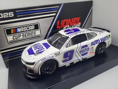 Chase Elliott 2025 Napa White 1:24 - Image 1 of 4