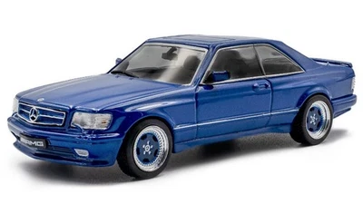 MODELLINO AUTO STATICO SOLIDO MERCEDES 560 SEC AMG WIDEBODY 1990 BLU SCALA 1/43 - Immagine 1 di 4