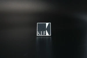 KEF 20x20 mm logo. Self-adhesive. Replacement. - Zdjęcie 1 z 4