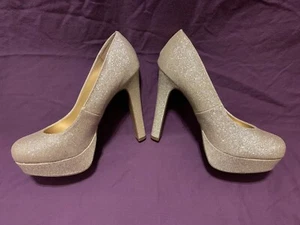 Gold Glitter High Heel Mossimo Shoes - NEW - Size 7 Women’s - Stiletto Style - Picture 1 of 12