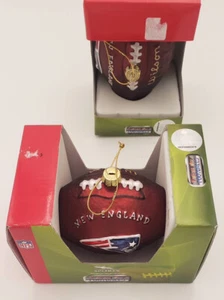 New England Patriots Mini Football - NFL Replica Ornament- Set Of 2 - Imagen 1 de 2