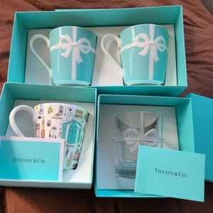 Juego de 4 piezas de taza Tiffany & Co 5th Avenue - Imagen 1 de 8