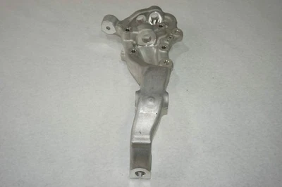 MERCEDES BENZ S550 KNUCKLE LEFT FRONT 2015 2016 2017 2018 A2221901 OEM - Image 1 of 4