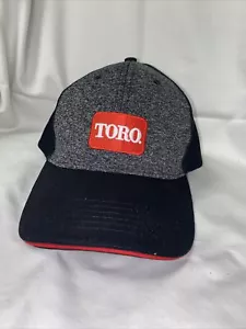 Cappello Berretto Toro Scotty’s Attrezzatura Prato Tagliaerba Regolabile Rosso Nero Ricamato - Foto 1 di 3