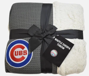 Northwest MLB Chicago Cubs Subtle Waffle Sherpa Throw Blanket New 50" x 60" - Picture 1 of 8