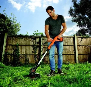 Black + Decker ST1823 18v AFS Grass Trimmer Strimmer 25cm With Battery + Charger - Picture 1 of 5