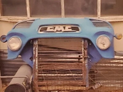 1959 gmc 860 truck Grill - Image 1 of 2
