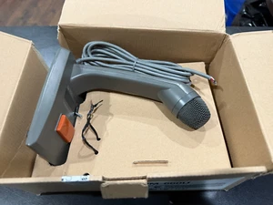 *NEW, Open Box* TOA Corp. PM-660U Uni-Directional Moving Coil Microphone - Picture 1 of 6