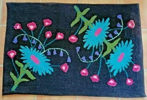 Handmade Vibrant Multi Color Floral Assortment Design Hook Rug by Madeline Maust - Picture 1 of 9