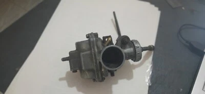 HONDA CD90 BENLY - Carburador  Foto 1 de 4
