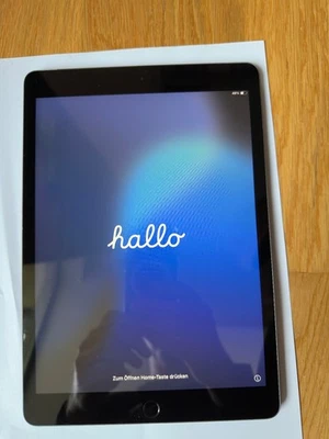 Apple iPad 7. Gen. 32GB, WLAN + Cellular, Akkukapazität rd. 90 % mit OVP - Bild 1 von 4