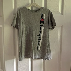 Champion Kids Gray Vertical Logo Crewneck Short Sleeve T-shirt Size Medium - Picture 1 of 6