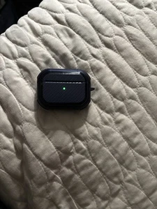 AirPod Pro 2nd Generation With Protective Case . - Photo 1 sur 4