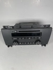 07-09 2007-2009 BUICK LACROSSE FACTORY AM FM CD EQ RADIO RECIEVER 15902752 OEM - Picture 1 of 4