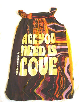 NUEVO VESTIDO SIN MANGAS DE CÓCTEL ED HARDY Christian Audigier en relieve todo lo que necesito es amor  Foto 1 de 4