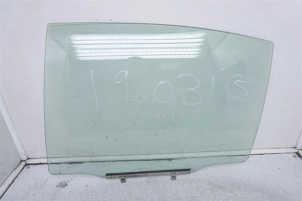 1998-2000 Lexus Gs400 Sedan 4Dr Rear Left Driver Door Glass Window 68114-30580 - Image 1 of 4