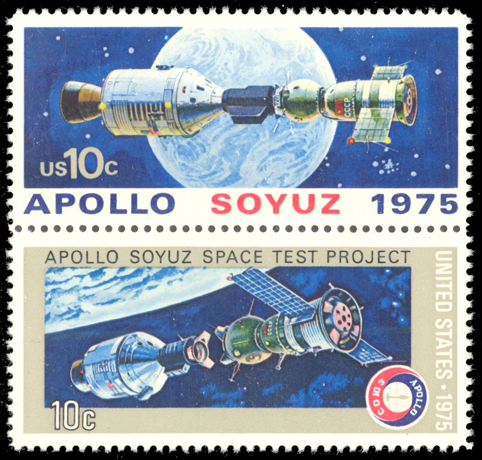 Scott 1570a, the 10¢ Apollo Soyuz Issue from 1975 - Mint, Never Hinged Pair - Image 1 of 1