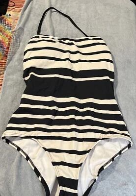 Traje de baño a rayas Liz Claiborne talla 16 una pieza Foto 1 de 4