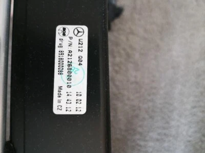 Caja maletero confort (almacenamiento) OEM MERCEDES E350/CLS550 2010-2016 Foto 1 de 4