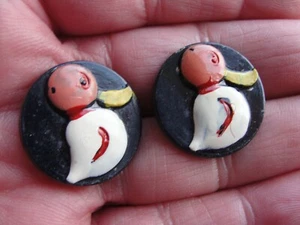 Vintage Buttons 2 Hand Painted Ducks Duck Pink Black Yellow 7/8" Italy NOS JLY - Picture 1 of 2