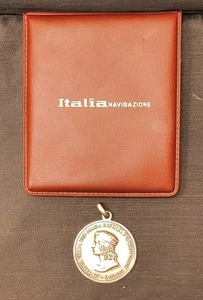Vintage Sterling Silver Italia Navigazione Medal Raffaello Italy 800 W/Case - Picture 1 of 10