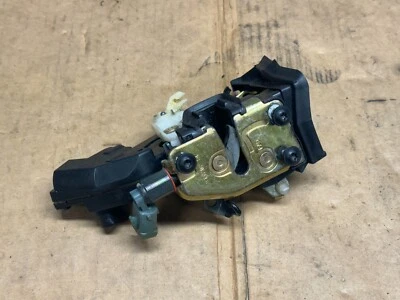 Actuador de pestillo de cerradura de puerta derecha para pasajero Ford Mustang 1999-2004 usado OEM Foto 1 de 4