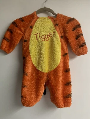 AUTÉNTICO DISFRAZ/PJS Tigre TIGGER EXCLUSIVO DE DISNEY STORE CÁLIDO DIFUSO TALLA 6/12 M Foto 1 de 4