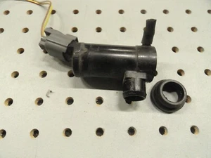 Front Windshield Washer Pump for Impreza Forester 2006-2015 - Bild 1 von 8