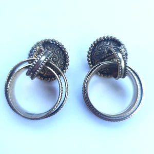 Vintage ''BERGERE'' 1960's Double Hoop Texture Dangle Clip on Earrings - Picture 1 of 9