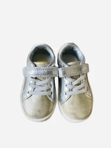Carter's Girl’s Toddler Perrie Red Metal/Gold Hearts Sneaker Size 4, 5, 7, 8, 10 - Picture 1 of 19