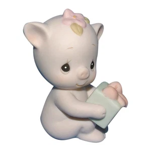 Precious Moments Figurine: 524506 Oinky Birthday (2.5") - Picture 1 of 3