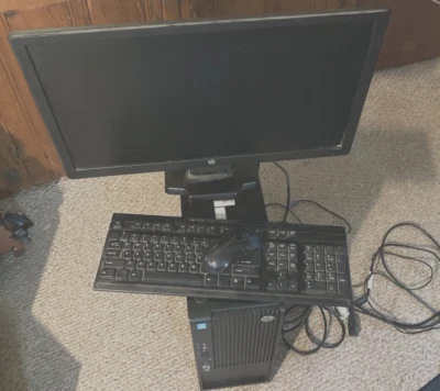 HP Z230 Tower Workstation - 4 GB RAM, CD/DVD, Kbrd, Mouse, Netgear Network USB - Image 1 of 4