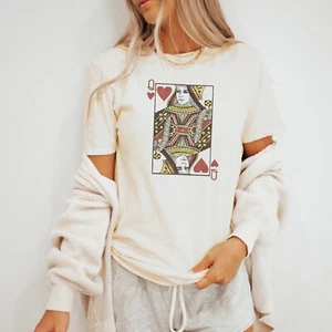 Queen of Hearts Shirt Grafik T-Shirt Spielkarte Tee Oberteil Beige - Bild 1 von 4