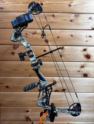 Arco Infinity Razor Edge para zurdos Foto 1 de 2