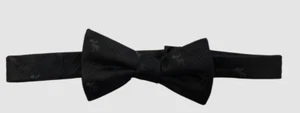 $48 Tommy Hilfiger Men's Black Reindeer Print Formal Classic Pre-Tied Bow Tie - Picture 1 of 1