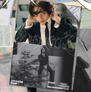 LUCAS 1st Single Album [Renegade] Photobook B Ver. CD+P.Book+P.Card+Post+Sticker - Foto 1 di 4