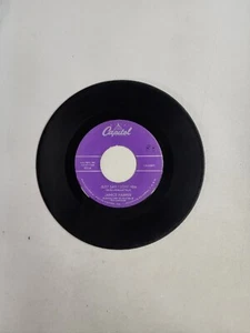 Janice Harper - Just Say I Love Him - Capitol (45RPM 7")(AA154)  - Picture 1 of 3