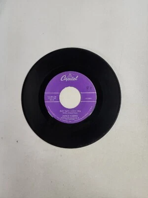 Janice Harper - Just Say I Love Him - Capitol (45RPM 7")(AA154)  - Image 1 of 3
