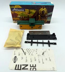 Athearn 75036 HO Scale Maine Central Wide Vision Caboose Train Car unmontiert - Bild 1 von 8
