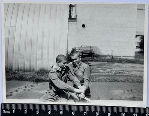 Affectionate Handsome Young Men Attractive Soldiers Smoke Gay Int Old Photo#4672 - Imagen 1 de 3