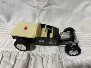 Coche vintage monograma viuda negra modelo escala 1/25 piezas construidas - Imagen 1 de 5