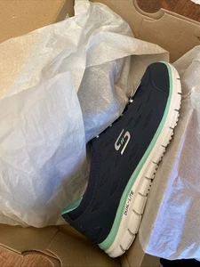 SKECHERS Women's Flex Memory Foam Sneaker, Navy Blue, Size 9.5 Wide - Picture 1 of 5