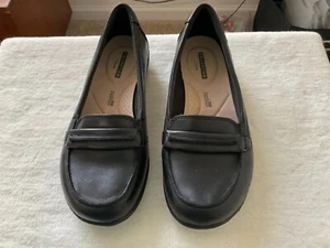 Women's black Clarks Collection loafers 6 XW Excellent condition - Bild 1 von 7