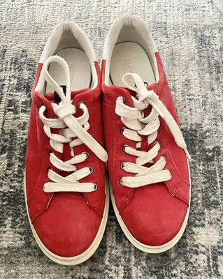 Zapatilla deportiva de plataforma ECCO roja de gamuza para mujer talla 41 EE. UU. 10,5- USADA EN EXCELENTE ESTADO Foto 1 de 4
