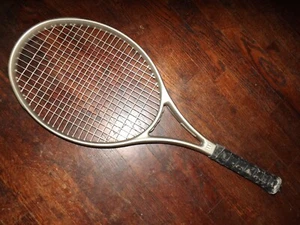 WILSON PROFILE 2.7 si OVERSIZE 110 IMPUGNATURA RACCHETTA TENNIS 4 3/8 - Foto 1 di 13